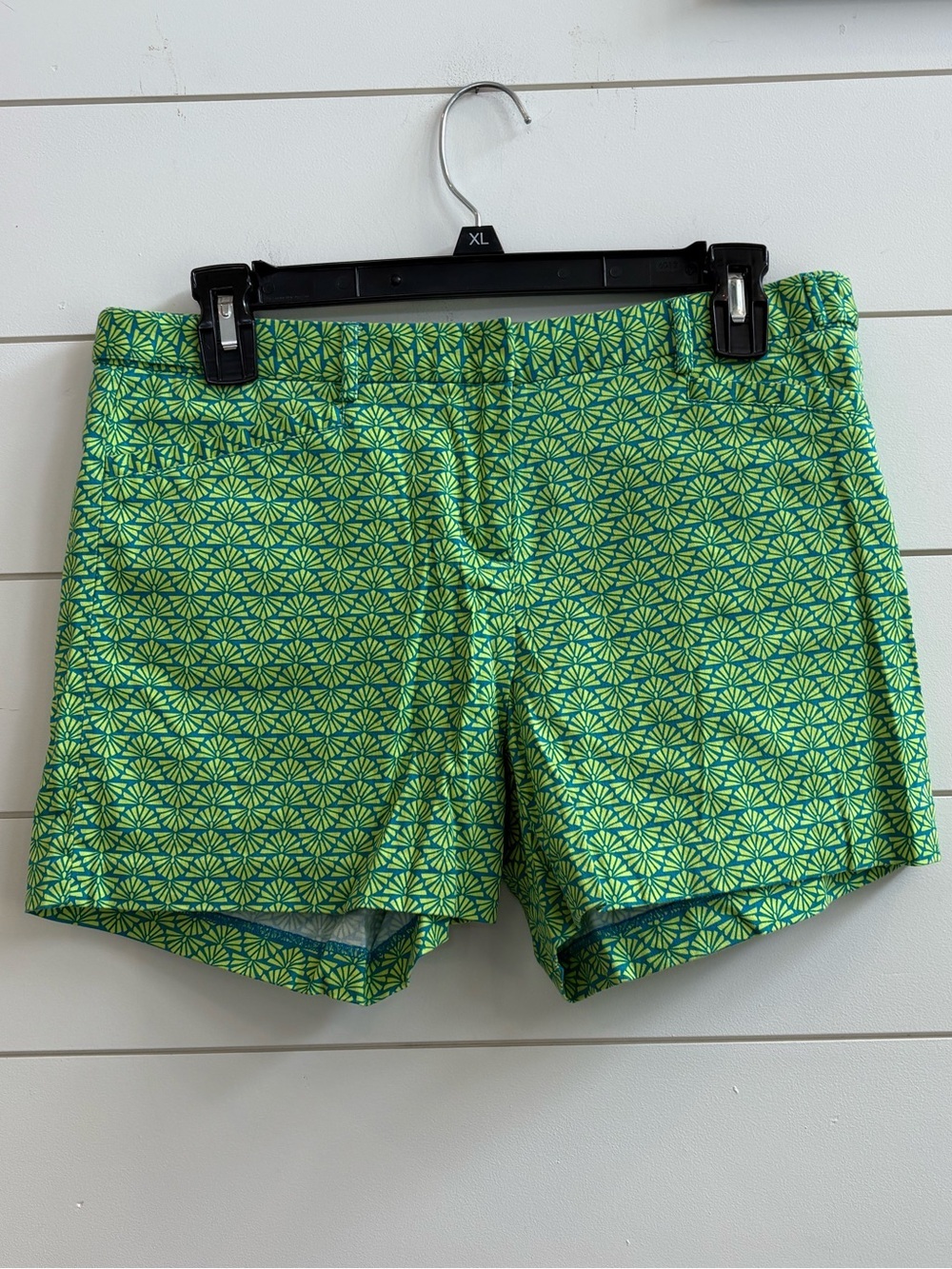 Laundry By Shelli Segal Green Geometric Pattern Shorts